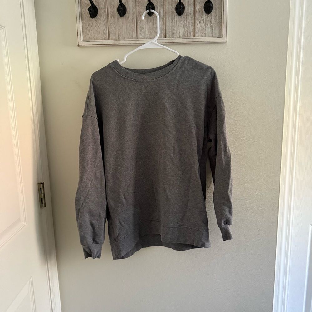 Lululemon Athletica Heather Gray Crewneck Top